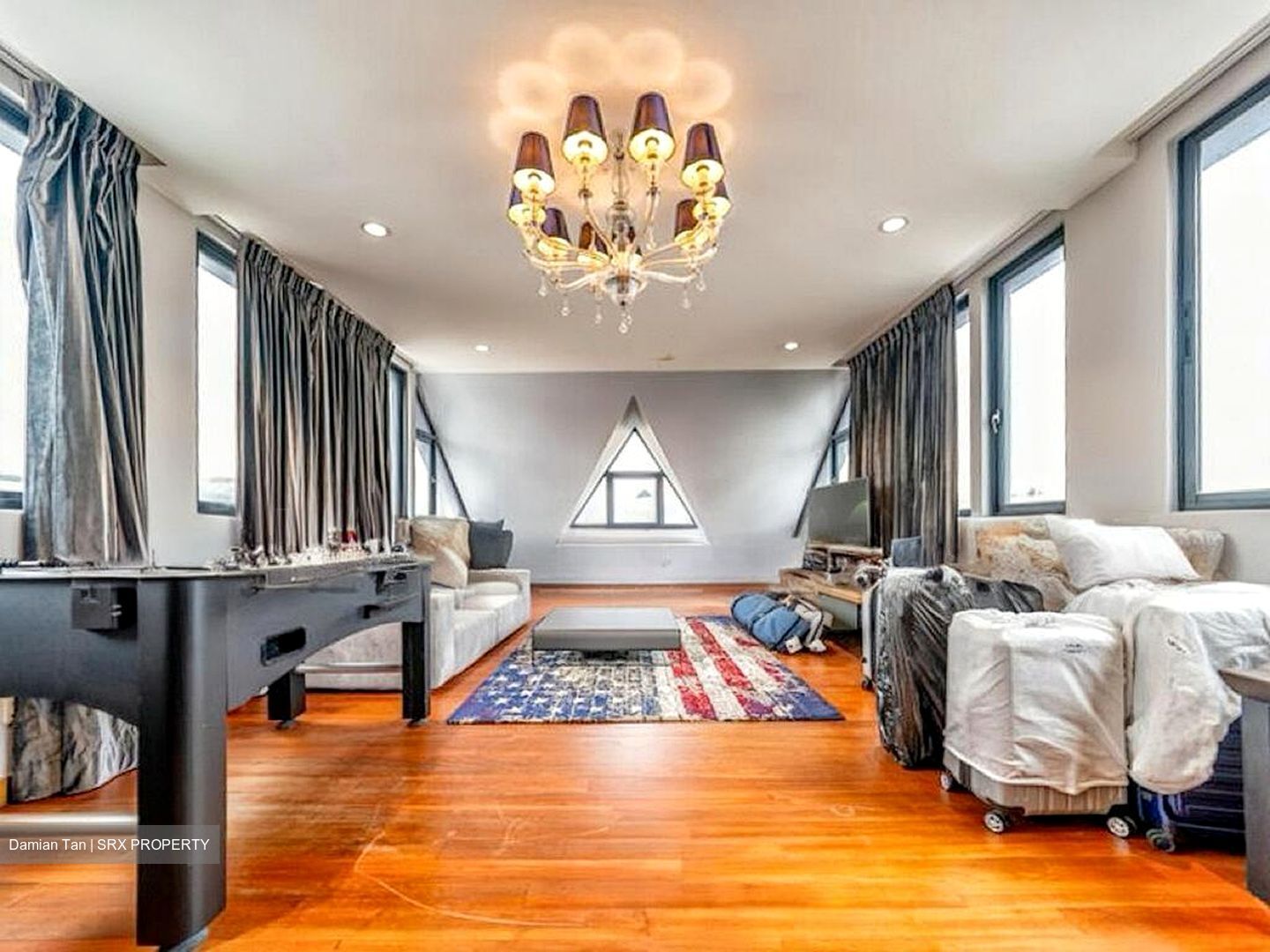 Coronation Road (D10), Detached #521080071